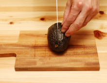 step1：アボカドの切り方